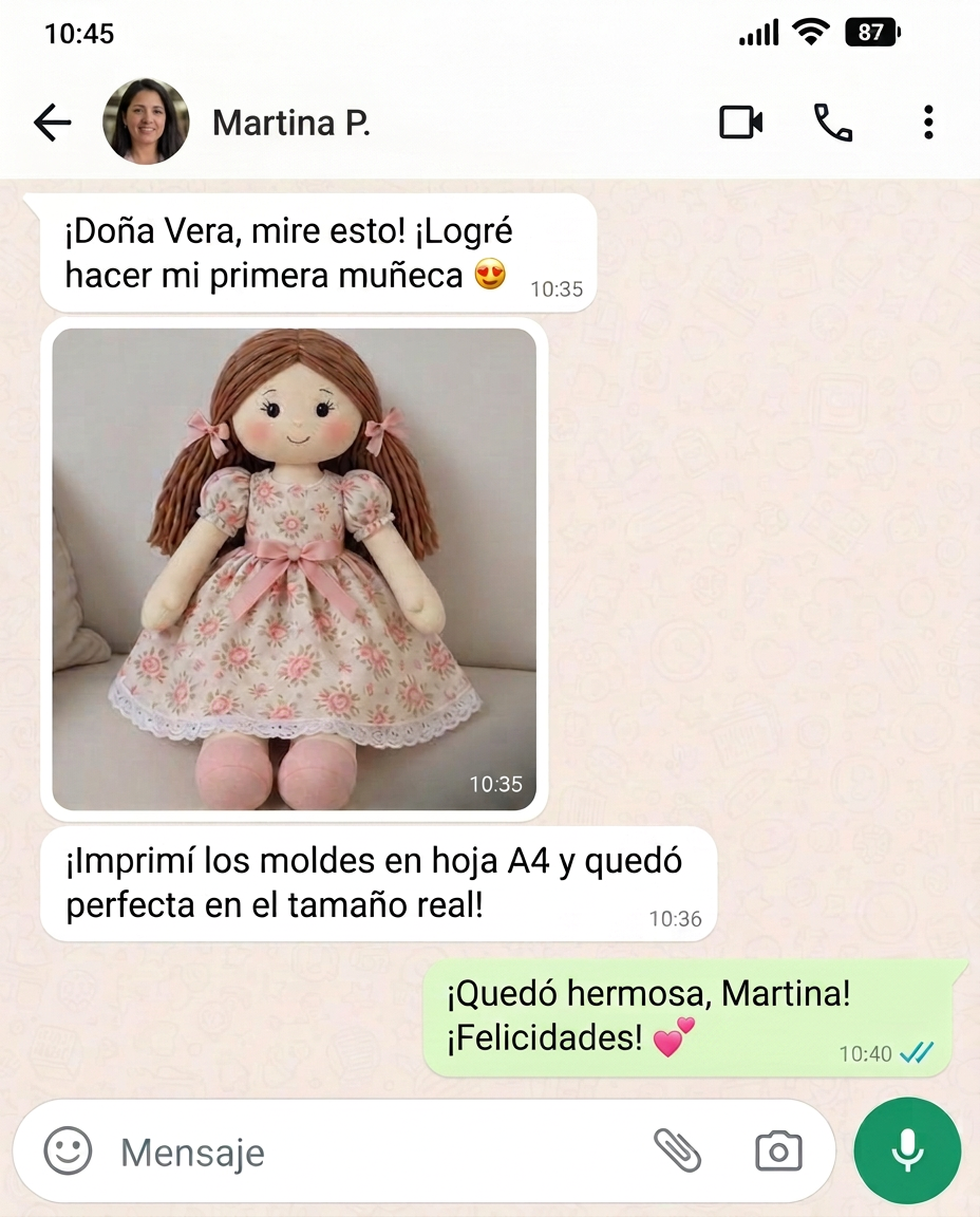 Captura de conversación en WhatsApp con testimonio de Marlene S. sobre los moldes de muñeca de tela